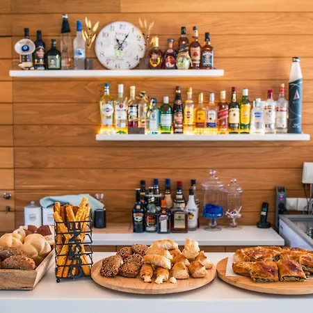 La Isola Aparthotel 3*