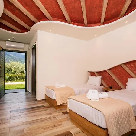 Aparthotel La Isola 3*