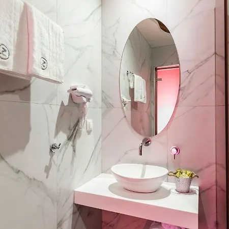 La Isola Aparthotel *