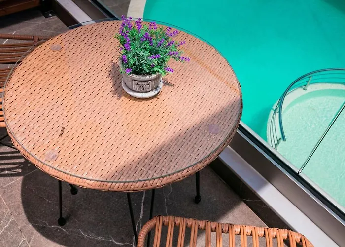 La Isola Apartmanhotel 3*