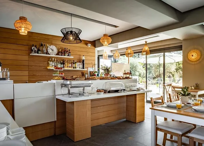 Ξενοδοχείο με διαμερίσματα La Isola Σκάλα Ποταμιάς